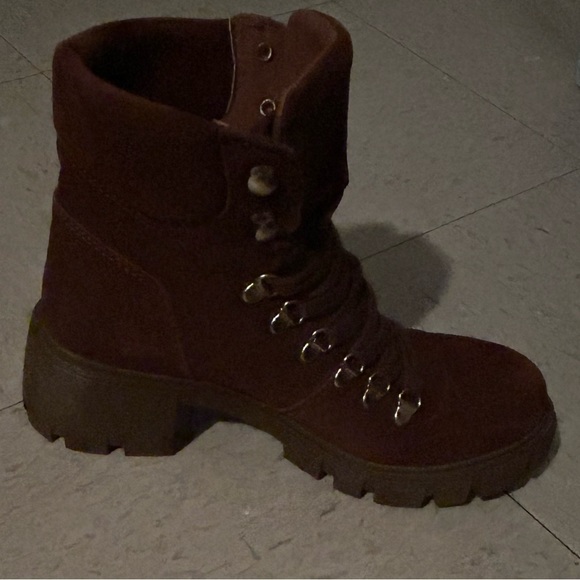 Brown Steve Madden hiking boots size 8 - Picture 2 of 3